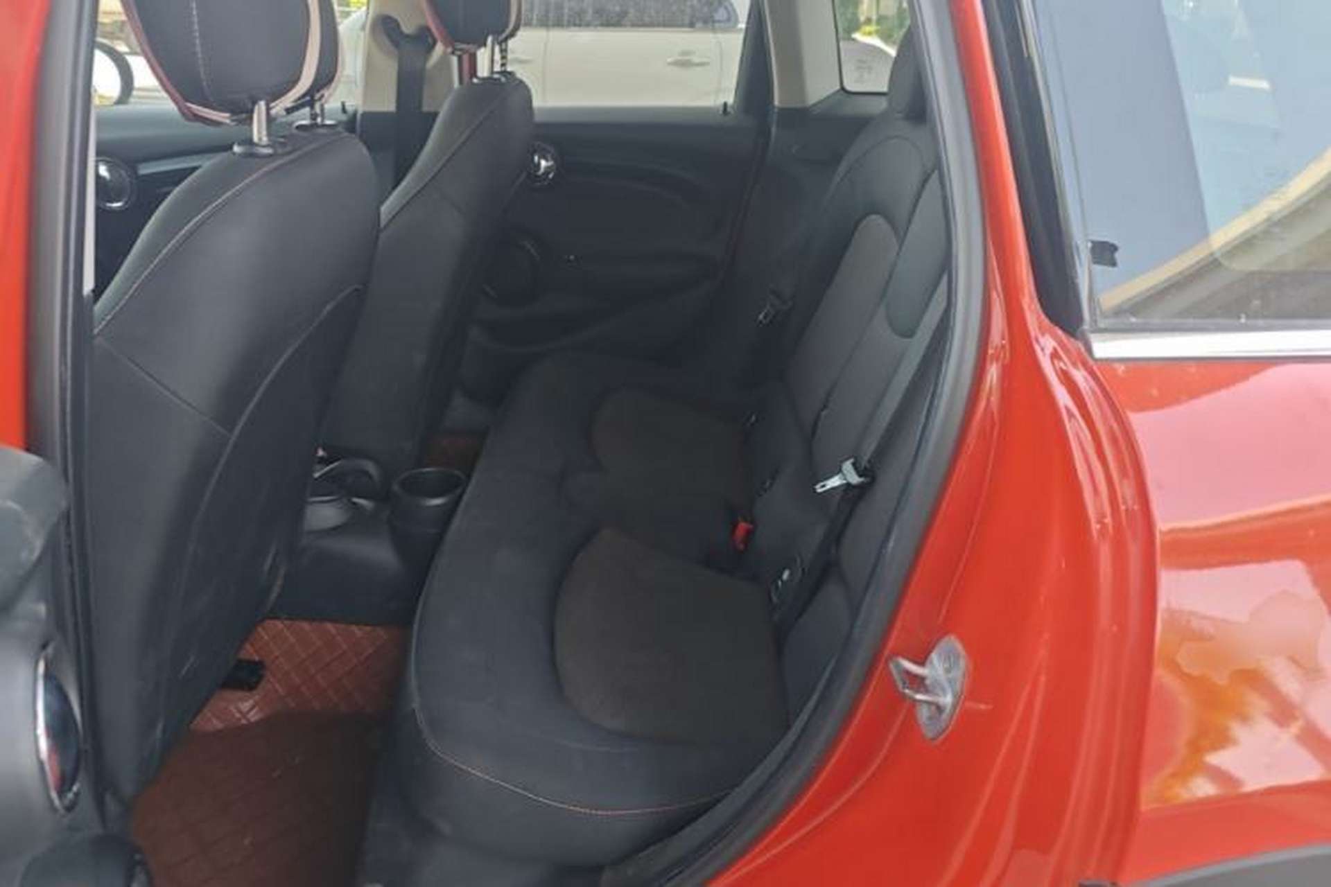 Used MINI 2018 1.5T ONE Five-Door Edition Left Rear Seat