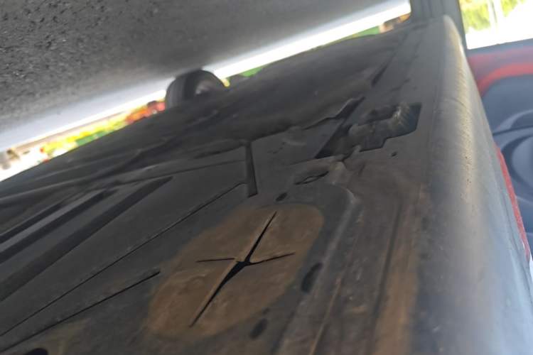 Used MINI 2018 1.5T ONE Five-Door Edition Left Side Sill