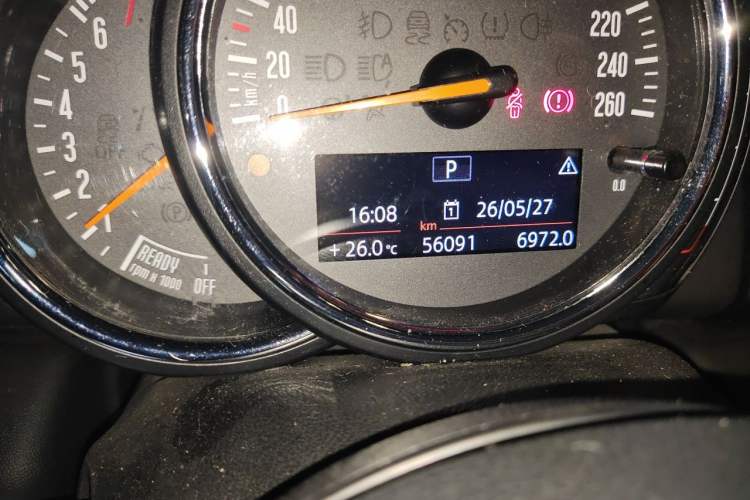 Used MINI 2018 1.5T ONE Odometer Close Up