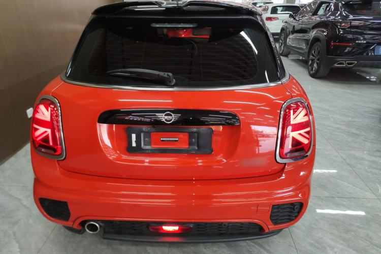 Used MINI 2018 1.5T COOPER Racing Edition Five-Door Version Rear