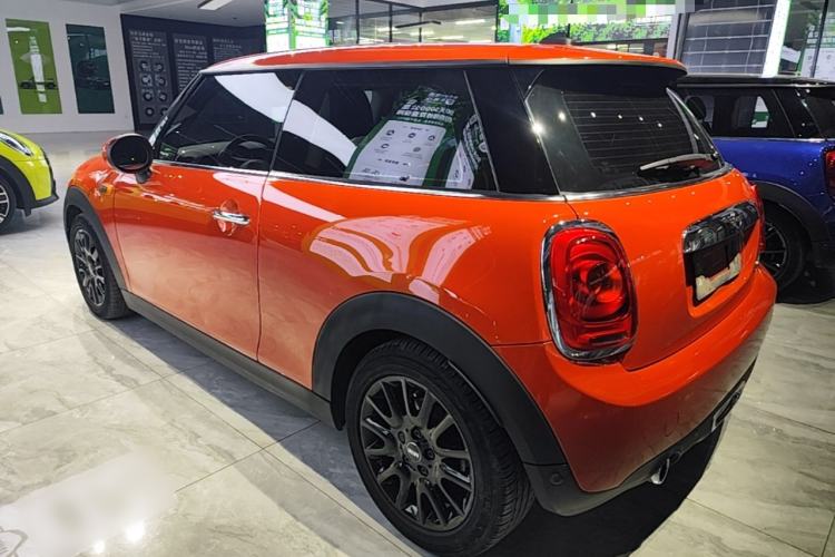 Used MINI 2018 1.5T ONE PLUS Rear Left 45 Deg