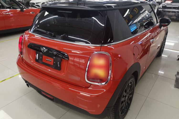 Used MINI 2018 1.5T COOPER Classic Edition Rear Right 45 Deg