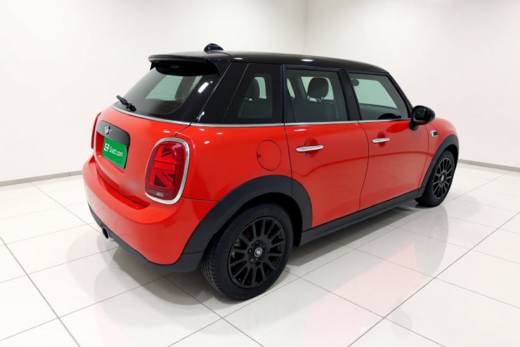 Used MINI 2018 1.5T COOPER Classic Edition Five-Door Version Rear Right 45 Deg
