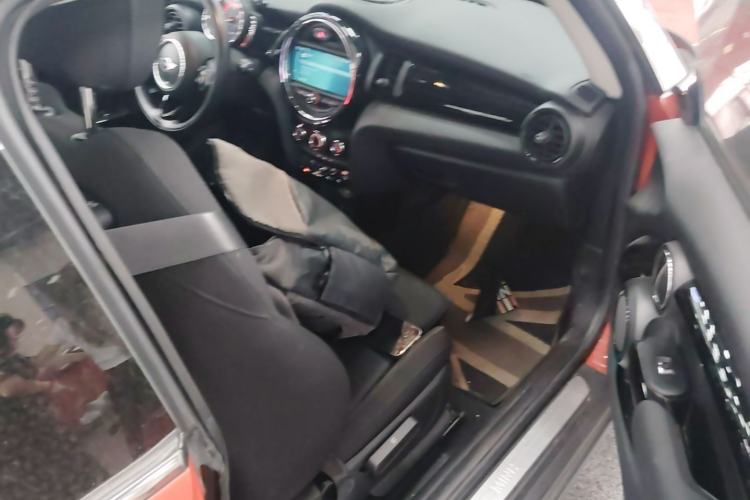 Used MINI 2018 1.5T COOPER Classic Edition Right Front Seat