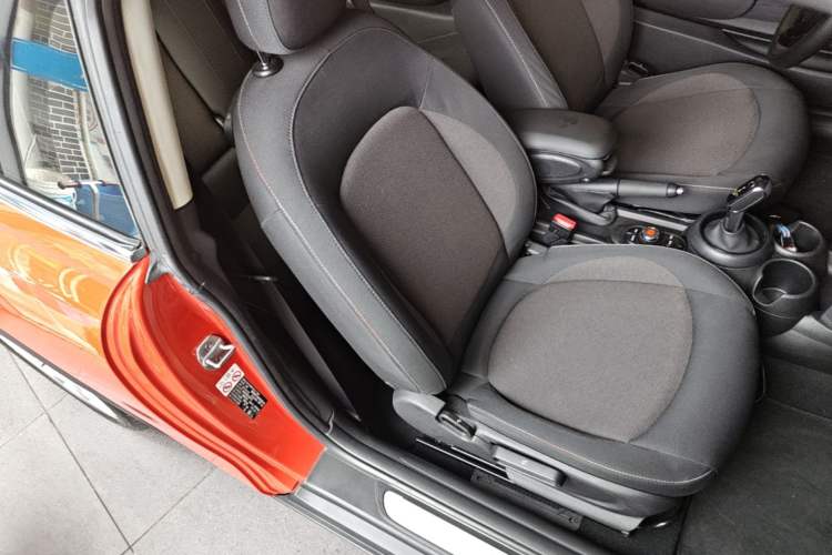 Used MINI 2018 1.5T ONE Right Front Seat