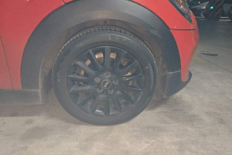 Used MINI 2018 1.5T ONE PLUS Right Front Wheel Hub