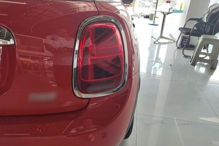 Used MINI 2018 1.5T ONE PLUS Five-Door Edition Right Rear Taillight