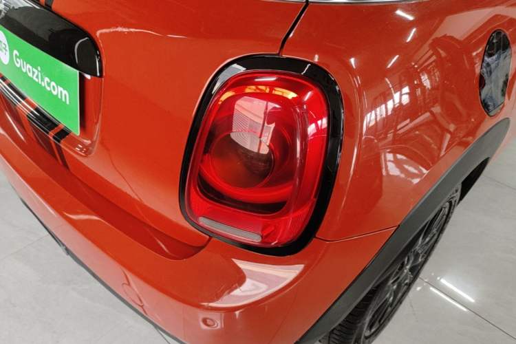Used MINI 2018 1.5T ONE PLUS Five-Door Edition Right Rear Taillight
