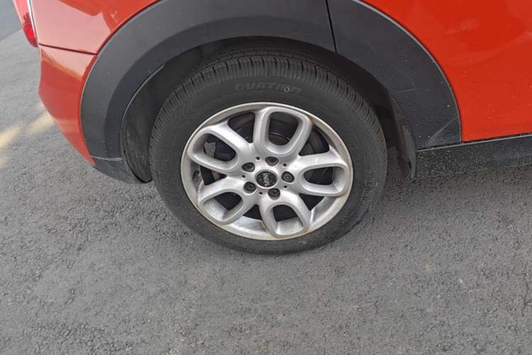 Used MINI 2018 1.5T ONE Five-Door Edition Right Rear Wheel Hub