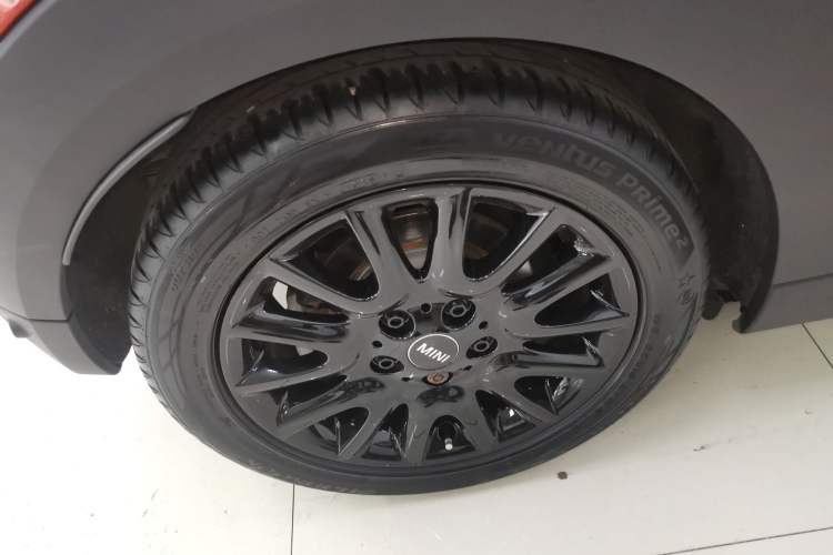 Used MINI 2018 1.5T COOPER Classic Edition Right Rear Wheel Hub