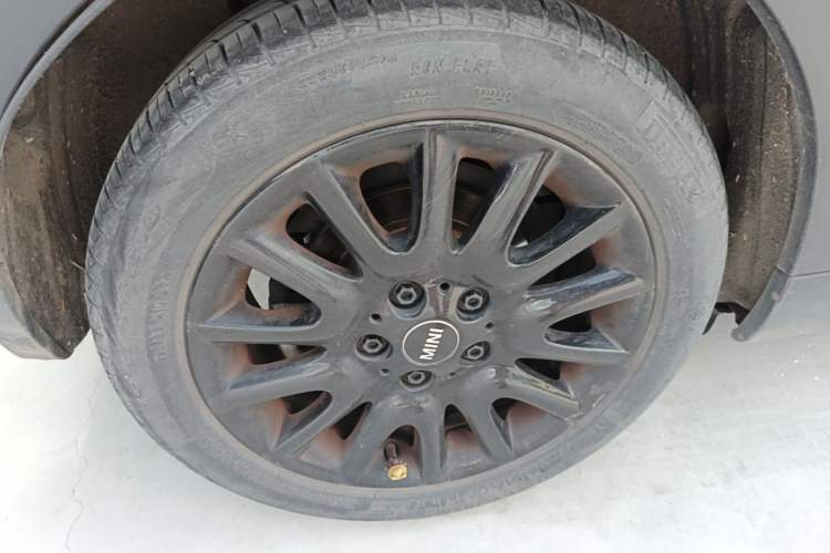 Used MINI 2018 1.5T ONE PLUS Right Rear Wheel Hub