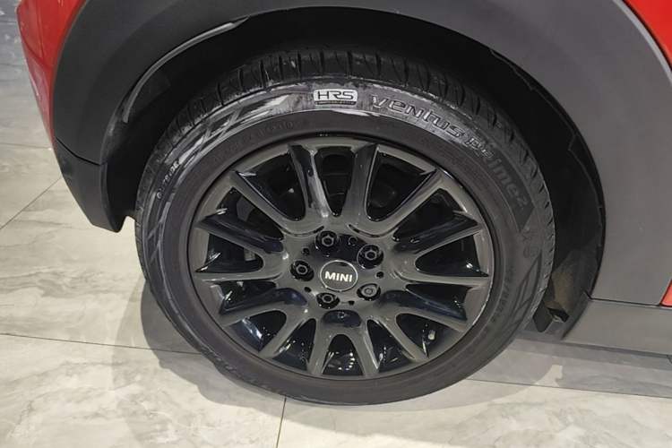 Used MINI 2018 1.5T ONE PLUS Right Rear Wheel Hub