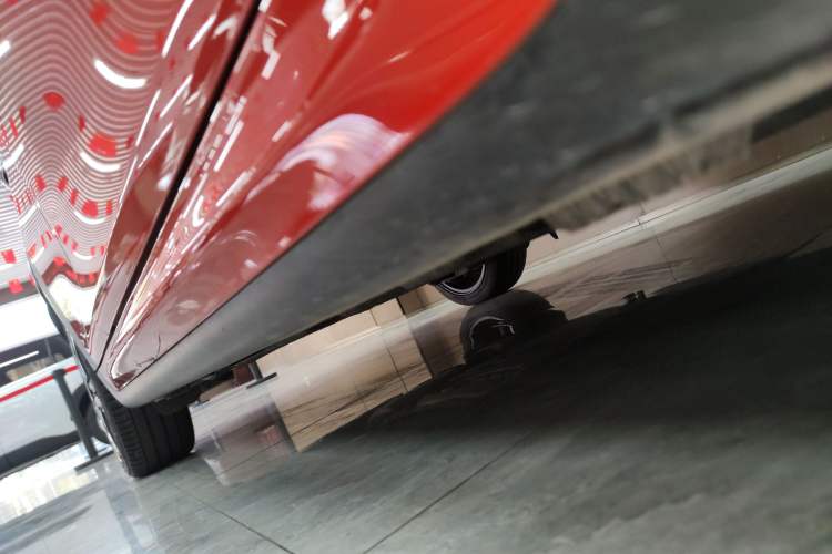 Used MINI 2018 1.5T COOPER Racing Edition Five-Door Version Right Side Sill