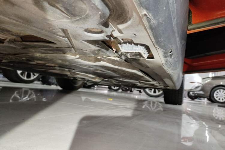 Used MINI 2018 1.5T ONE PLUS Five-Door Edition Right Side Sill
