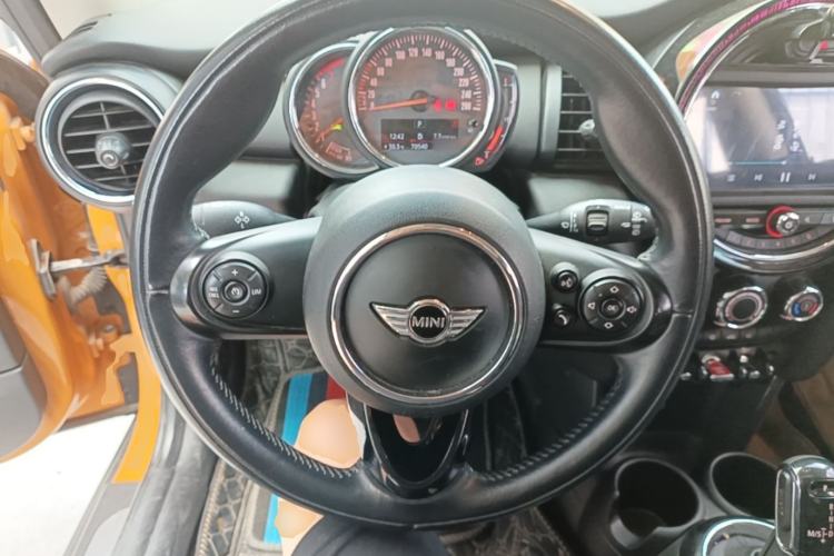 Used MINI 2018 1.5T ONE PLUS Steering Wheel