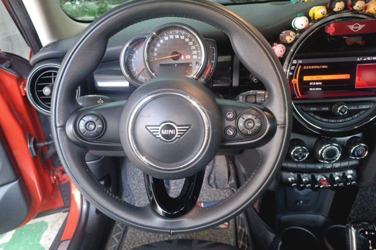 Used MINI 2018 1.5T COOPER Classic Edition Five-Door Version Steering Wheel