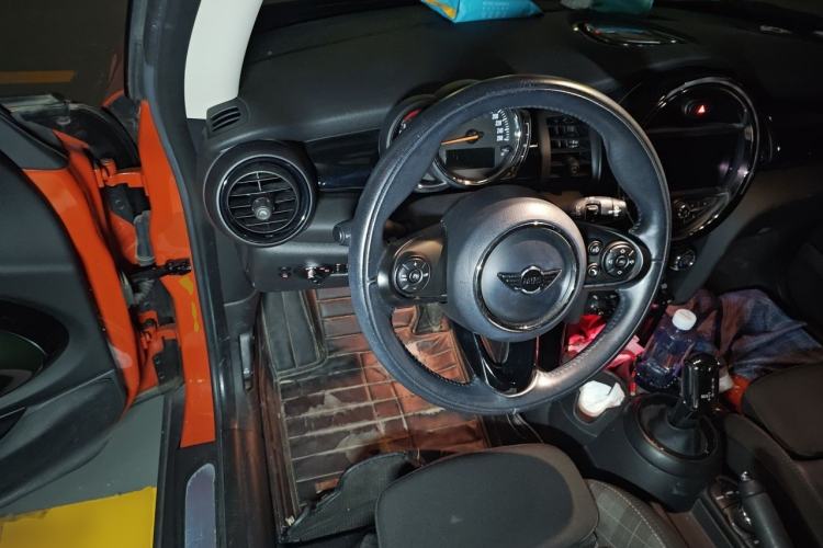 Used MINI 2018 1.5T COOPER Classic Edition Steering Wheel