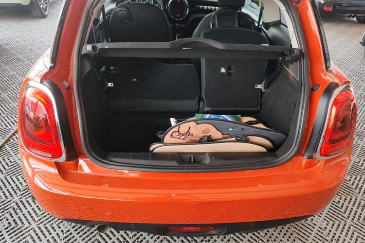 Used MINI 2018 1.5T ONE PLUS Trunk