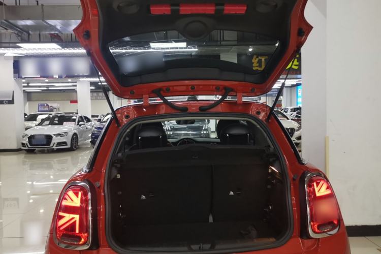 Used MINI 2018 1.5T COOPER Classic Edition Trunk