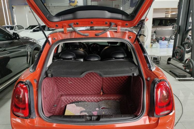 Used MINI 2018 1.5T ONE PLUS Five-Door Edition Trunk