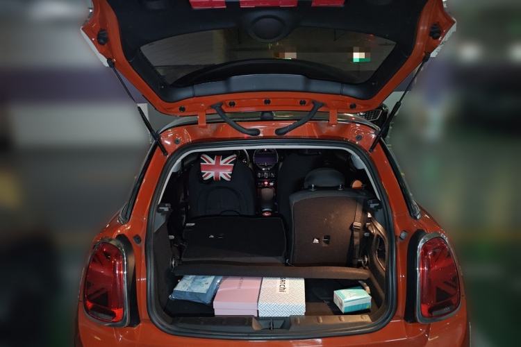 Used MINI 2018 1.5T COOPER Classic Edition Trunk