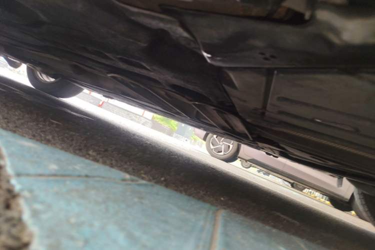 Used MINI 2018 1.5T ONE Five-Door Edition Chassis Rear Left