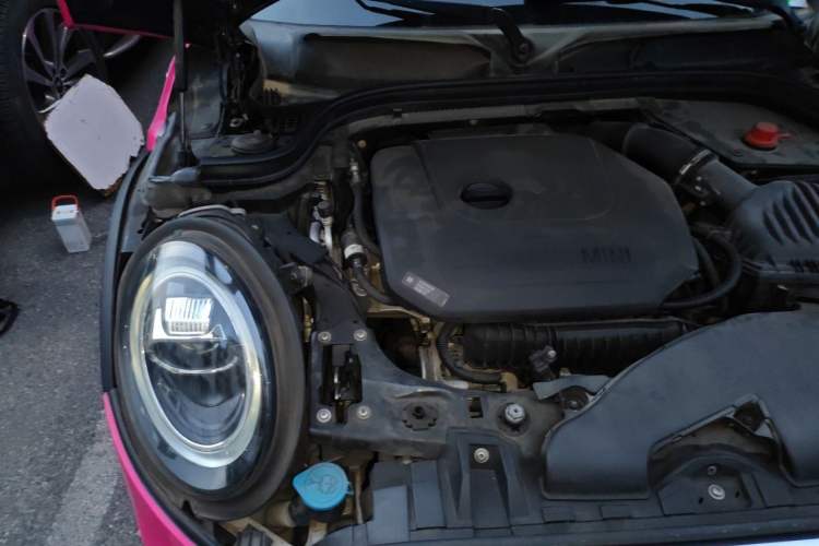 Used MINI 2018 1.5T COOPER Artist Engine Bay Right