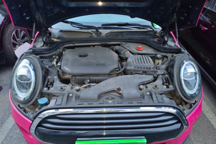 Used MINI 2018 1.5T COOPER Artist Engine Bay