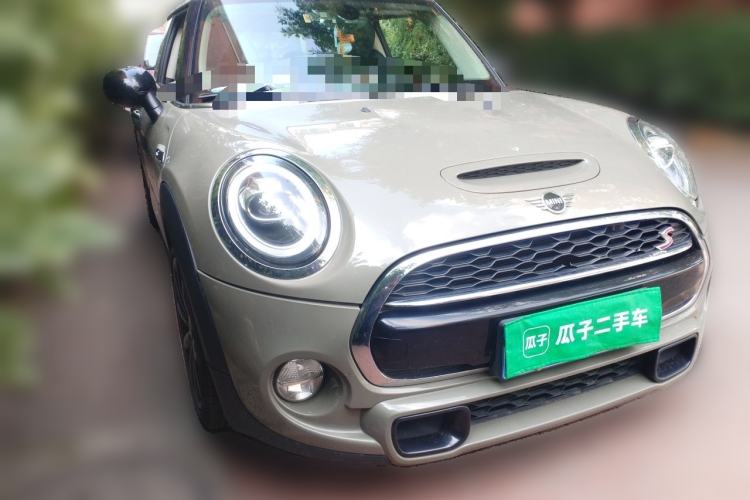 Used MINI 2018 2.0T COOPER S Classic Edition Front Right 45 Deg