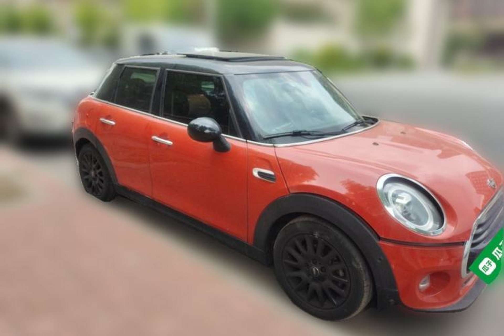 Used MINI 2018 1.5T COOPER Classic Edition Five-Door Version Front Right 45 Deg