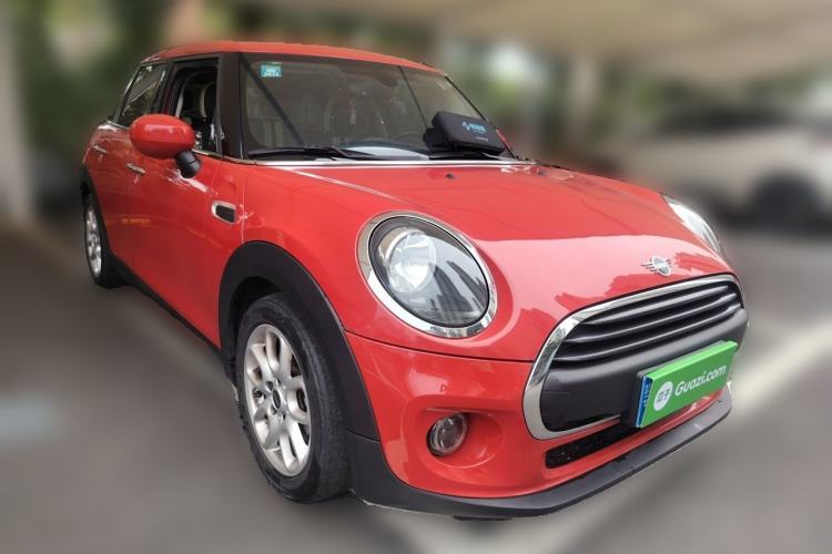 Used MINI 2018 1.5T ONE Five-Door Edition Front Right 45 Deg