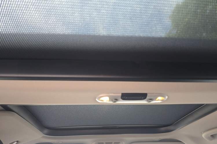 Used MINI 2018 1.5T COOPER Artist Five-Door Edition Headliner