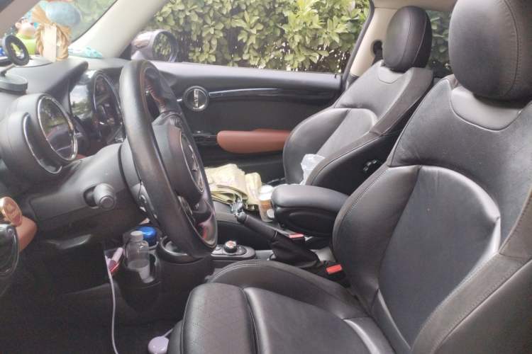 Used MINI 2018 2.0T COOPER S Classic Edition Left Front Seat