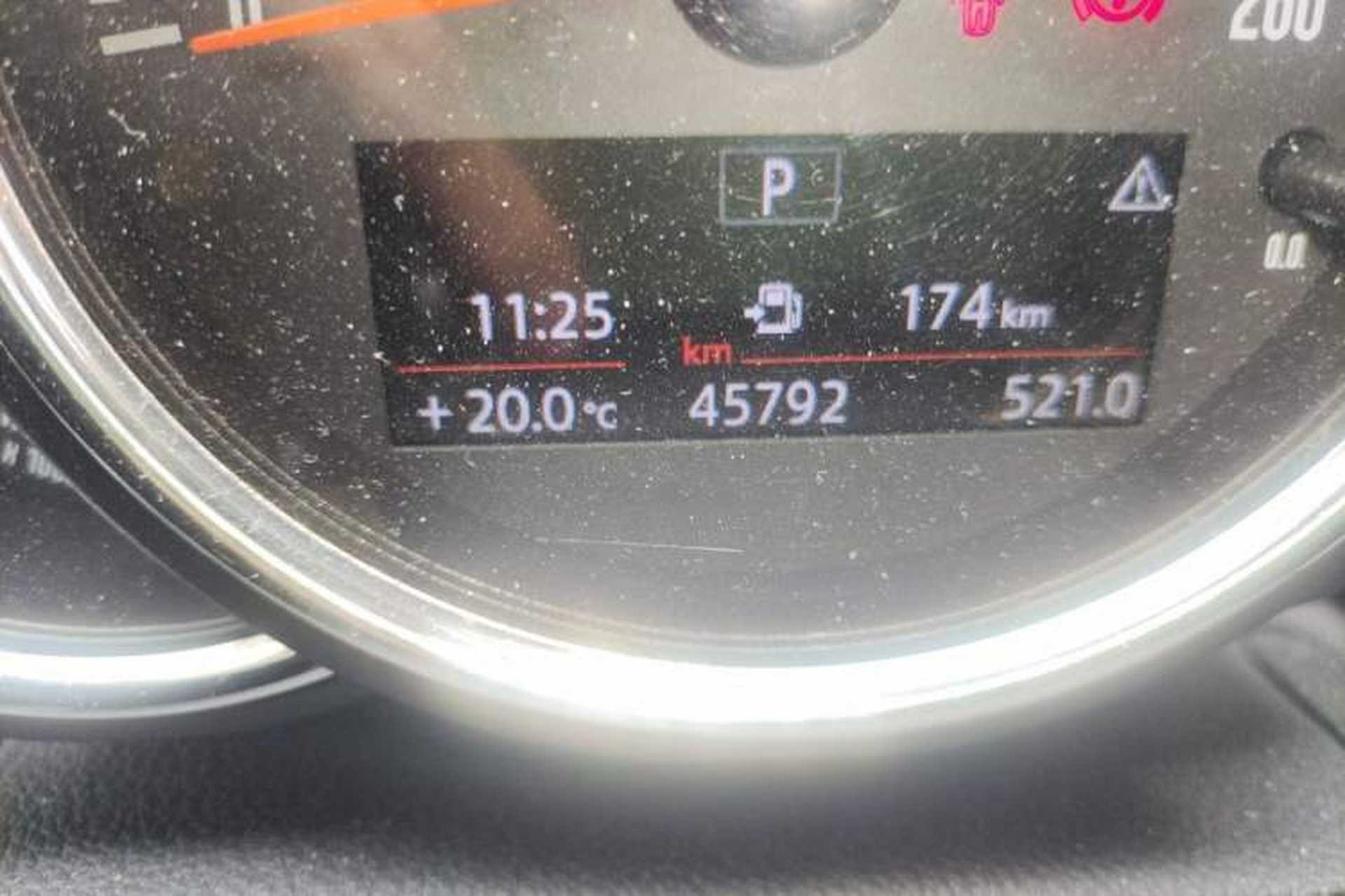 Used MINI 2018 1.5T COOPER Classic Edition Five-Door Version Odometer Close Up