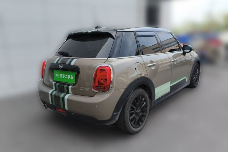 Used MINI 2018 1.5T COOPER Classic Edition Five-Door Version Rear Right 45 Deg