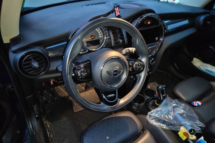 Used MINI 2018 1.5T COOPER Artist Steering Wheel