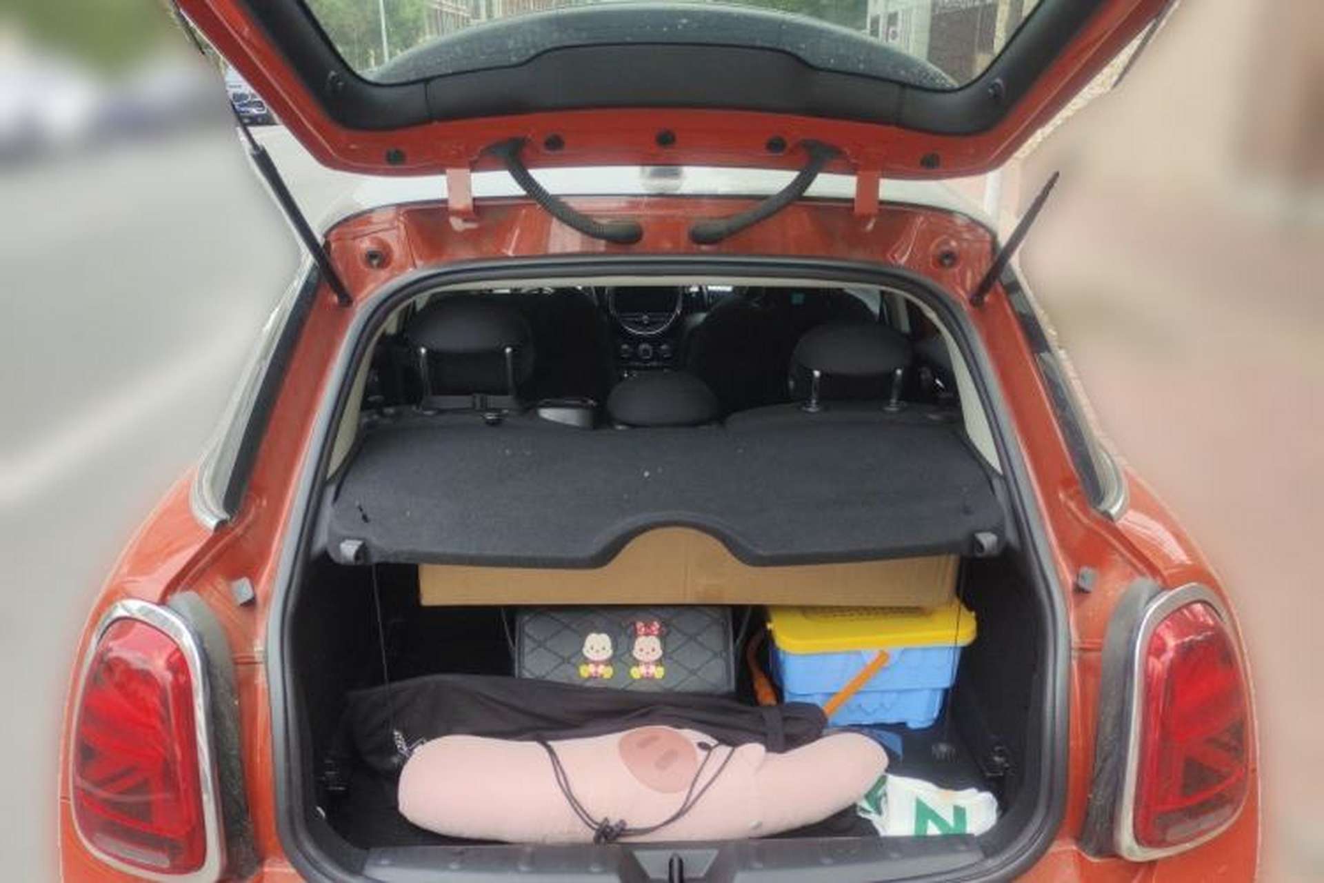 Used MINI 2018 1.5T COOPER Classic Edition Five-Door Version Trunk