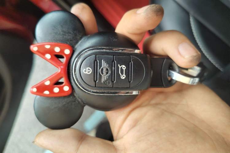 Used MINI 2018 1.5T ONE Five-Door Edition Vehicle Key