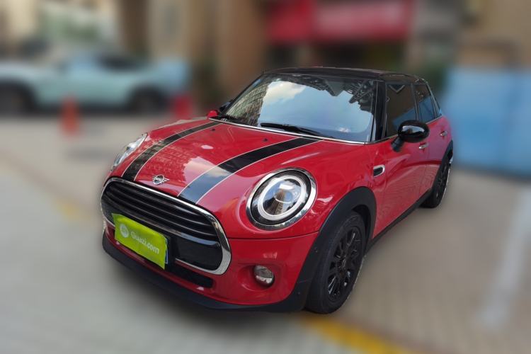 Used MINI 2018 1.5T COOPER Classic Edition Five-Door Version Guazi used car, China used car export, Used car for sale, Used MINI cars, Cheapest cars for sale