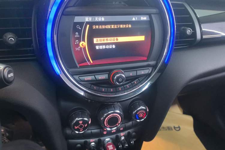 Used MINI 2018 1.5T ONE PLUS Five-Door Edition Audio And AC Panel