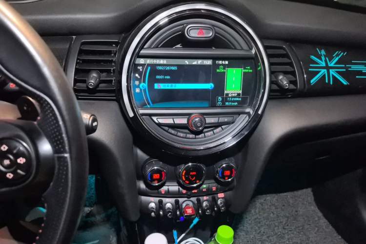 Used MINI 2018 2.0T COOPER S Racing Driver Audio And AC Panel