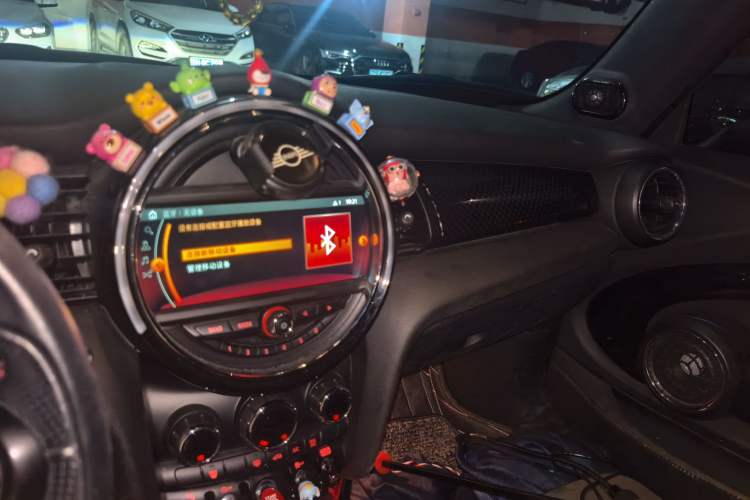 Used MINI 2018 2.0T COOPER S Racing Driver Audio And AC Panel
