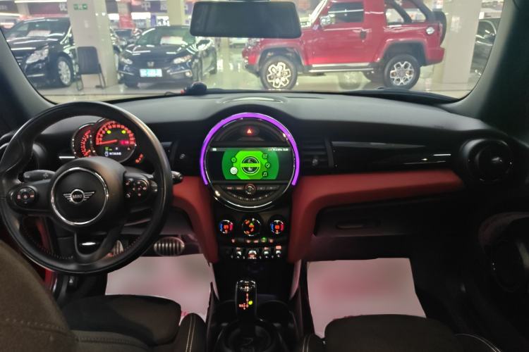 Used MINI 2018 1.5T COOPER Racing Driver Center Console