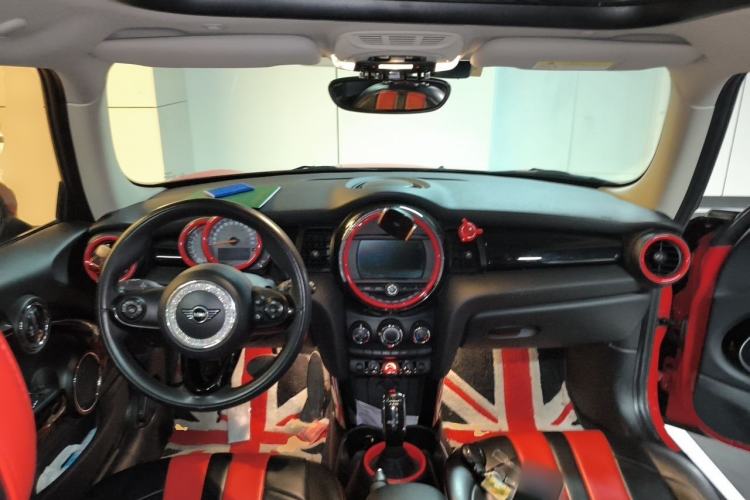 Used MINI 2018 1.5T ONE PLUS Center Console