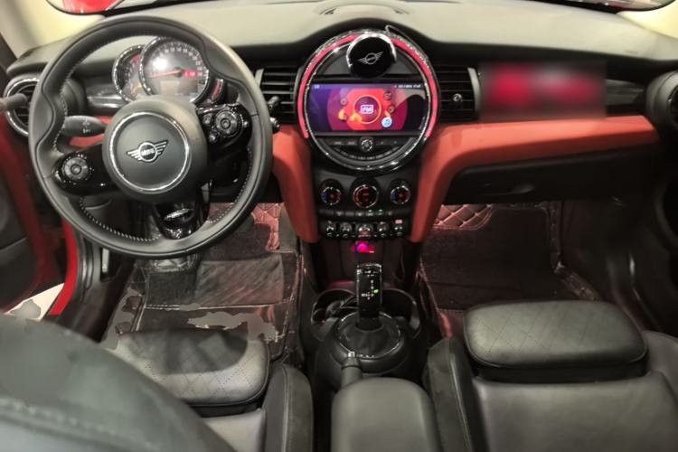 Used MINI 2018 1.5T COOPER Artist Center Console