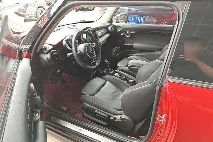 Used MINI 2018 1.5T COOPER Artist Driver Seat