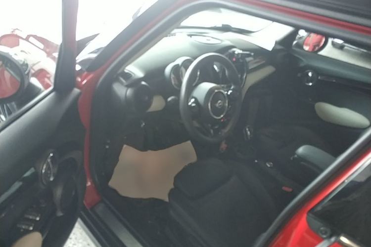 Used MINI 2018 1.5T COOPER Artist Five-Door Edition Driver Seat