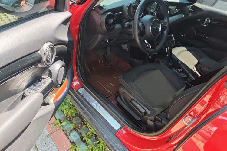 Used MINI 2018 1.5T ONE PLUS Five-Door Edition Driver Seat