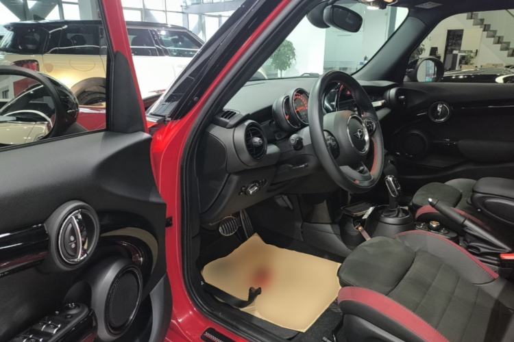 Used MINI 2018 2.0T COOPER S Racing Edition 5-door model Driver Seat