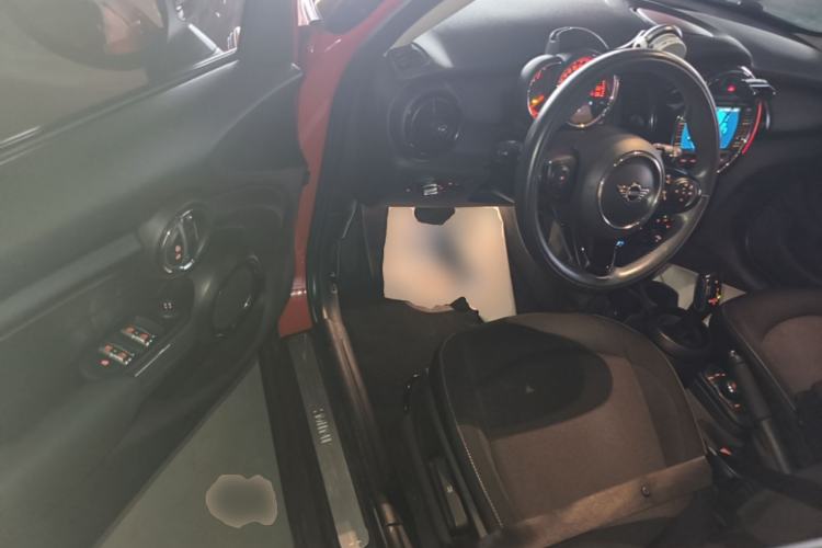 Used MINI 2018 1.5T ONE Five-Door Edition Driver Seat